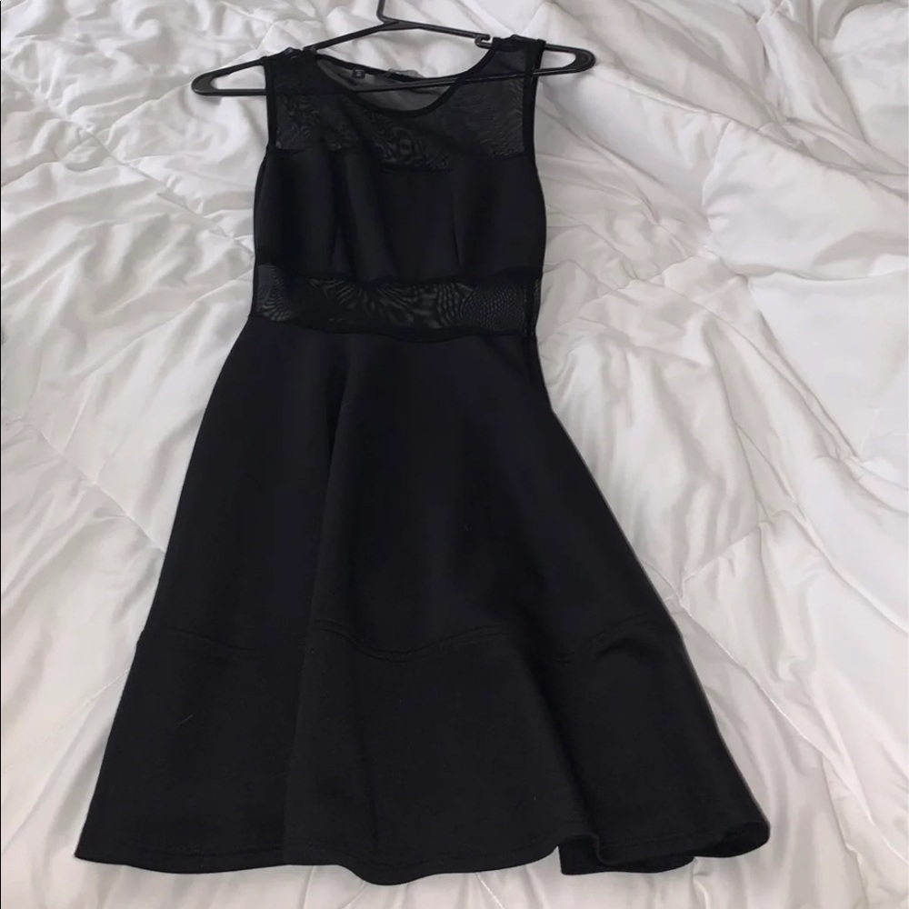 GUESS dress - Picture 4 of 5